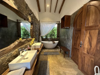 Executive Suite Bathroom