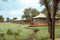 We have 14 guest rooms available.