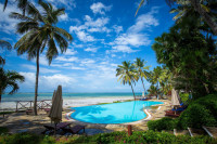 Pool in front of the beach