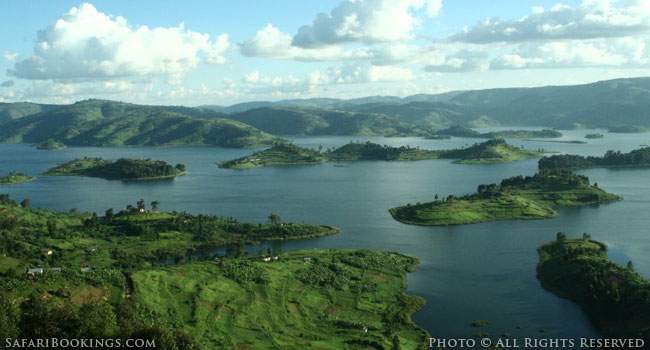 Lake Bunyonyi in Uganda - Place of many little Birds