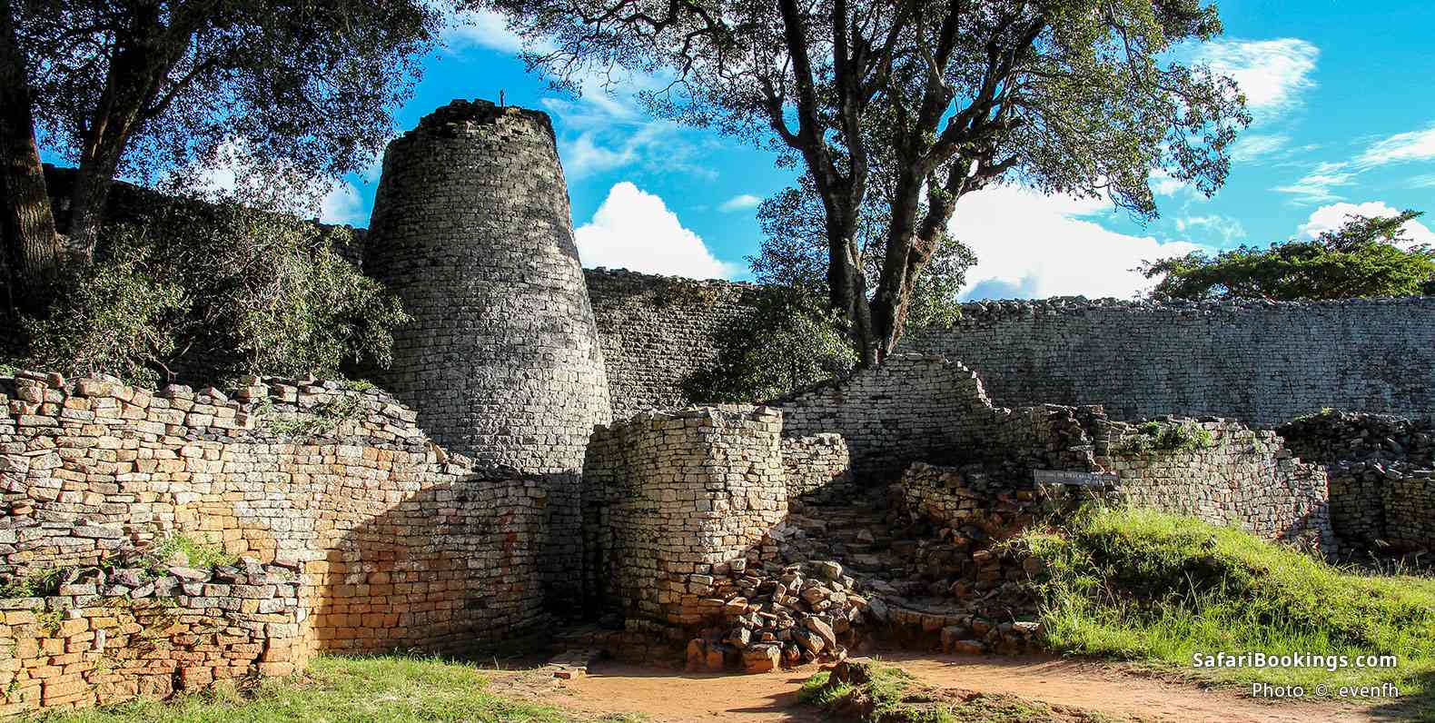 The conical tower and circular wall of Great Zimbabwe