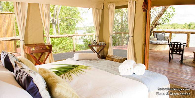 Luxury tent with Kafue river view