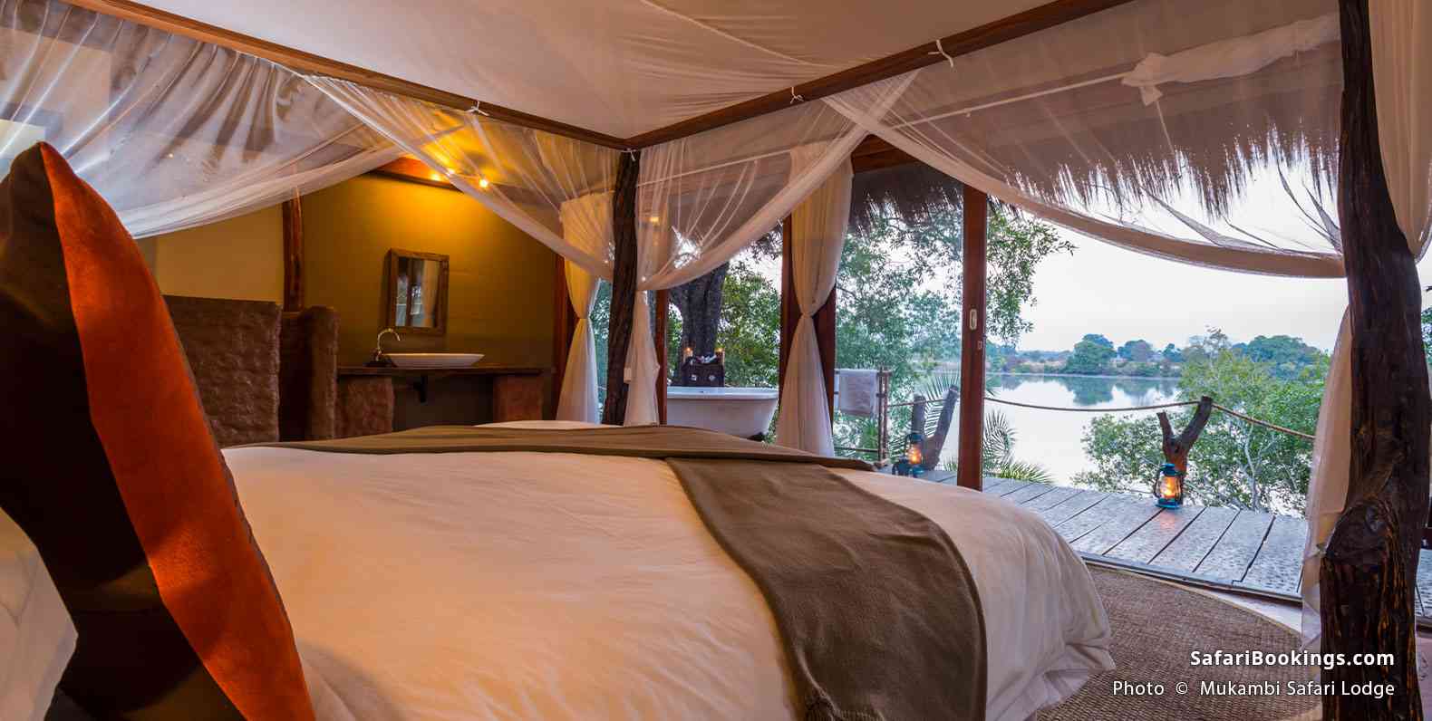 Mukambi Safari Lodge