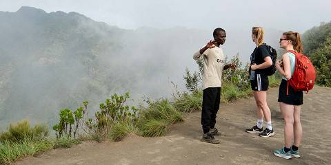 9-Day Unforgetable Beach and Safari Experience