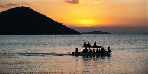 lake malawi national park tour