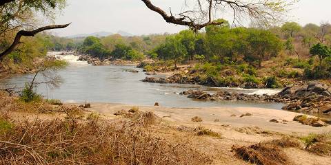 11-Day Malawi Signature Journey from Lake to Wilderness