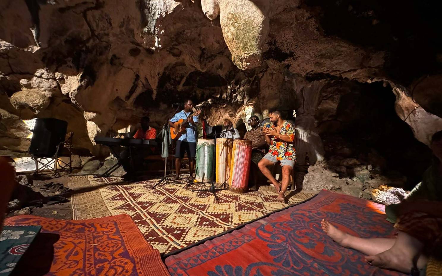 Music workshop in Kuza Cave