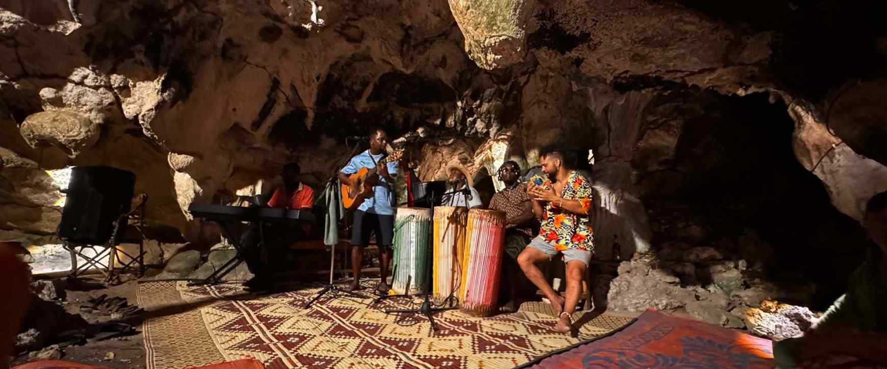 Music workshop in Kuza Cave