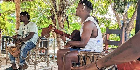 1-Day Arusha Night Life & Meet the Locals, Make Friends