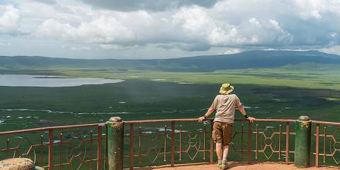 4-Day Serengeti and Ngorongoro Crater Private Tour
