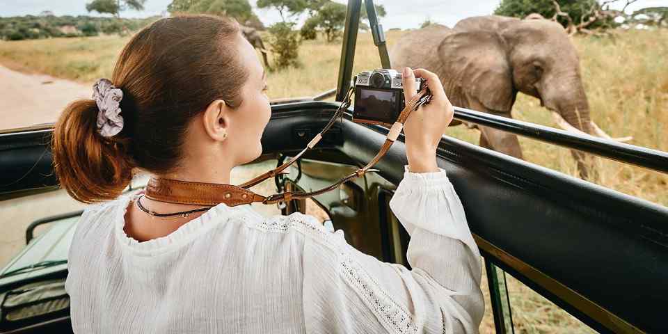 4-Day Fly in Best Tour from Zanzibar to Northern Parks