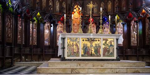 1-Day Gem Stone Tour and Local Market