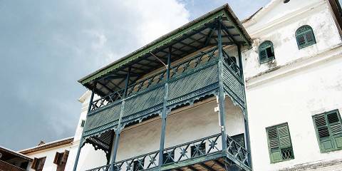 5-Day From Zanzibar to Serengeti Ngorongoro & Tarangire