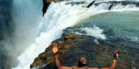 ½-Day Devils Pool Adventure from Vic Falls