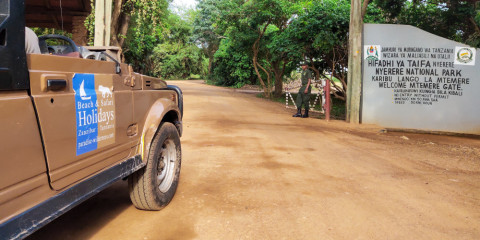 9-Day Spice Island & Safari Journey Tented