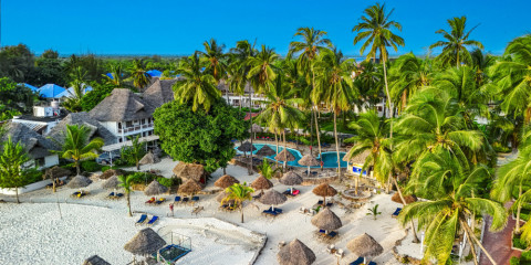 13-Day White Sands & Wilderness Glamping Tour