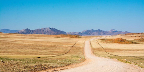 9-Day Namibia's Wildlife, Coast and Dunes Safari