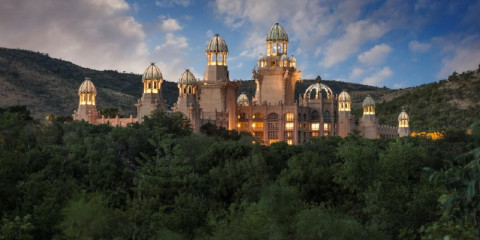 ½-Day Johannesburg to Sun City Private Transfer