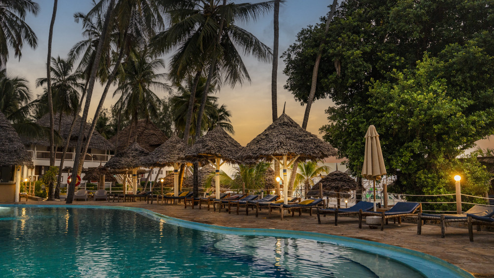 Zanzibar and Selous National Park Comfort