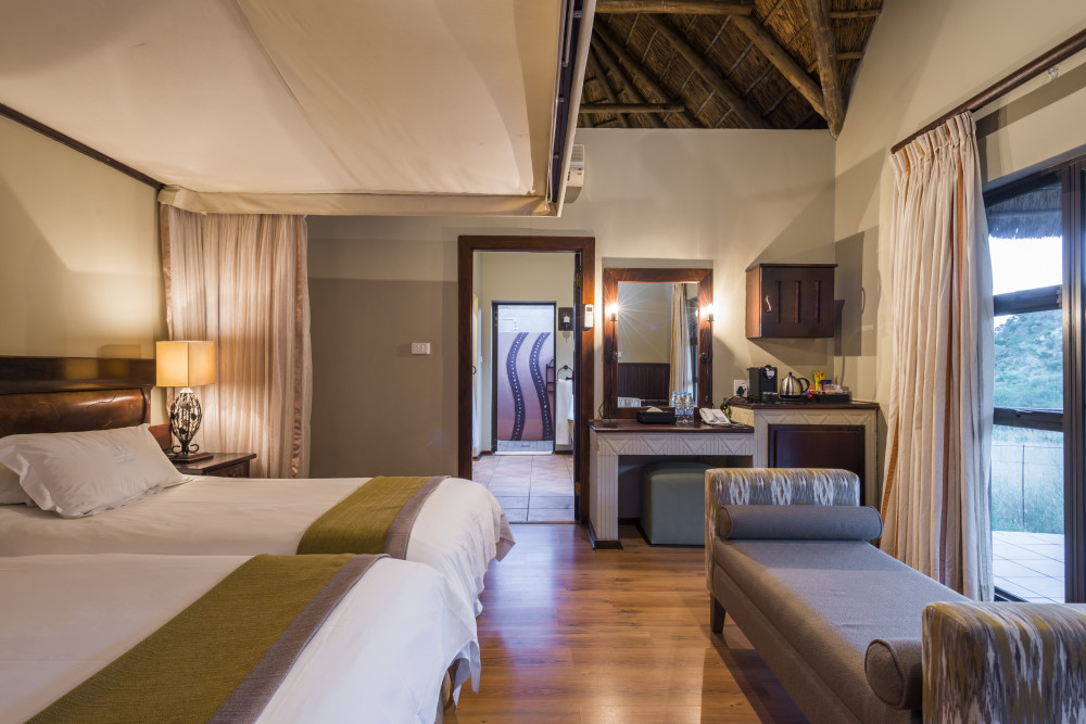 Ivory Tree Game Lodge Luxury Safari from Cape Town