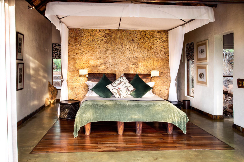 Luxury Madikwe Hills Game Lodge Safari