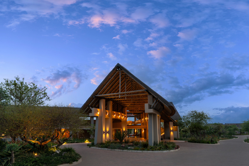 South Africa Safari: 5-Day Radisson Luxury Fly-in Kruger Safari Via ...