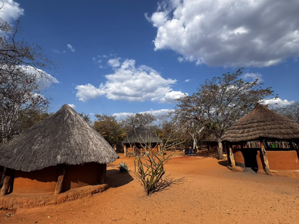 None Profit Cultural Homestead Village Tour-Monde