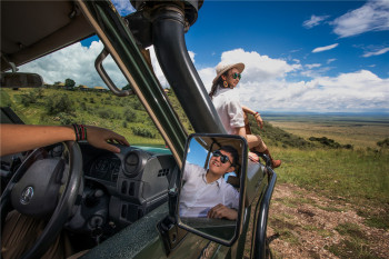 Li and Hana - Sino Africa Safari Directors