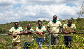 Queen Roseline Safaris Photo