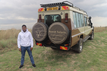 Exclusive & Custom Safari Experiences