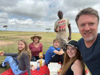 dkenya tours team