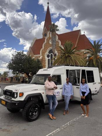 People Tours And Safari  Photo