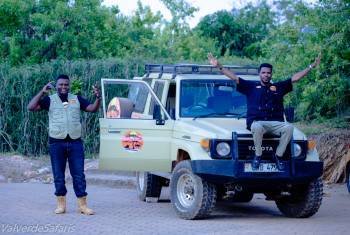 Some members of the Valverde Safaris Team