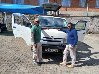 Mwalim Tours and Safaris Photo