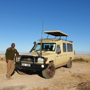 Our exclusive 4x4 Safari vehicle in Tsavo