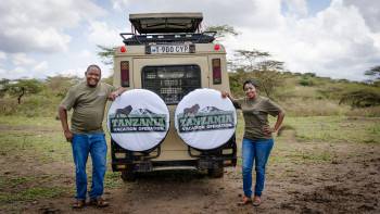 Tanzania Vacation Operation owners-Family couple